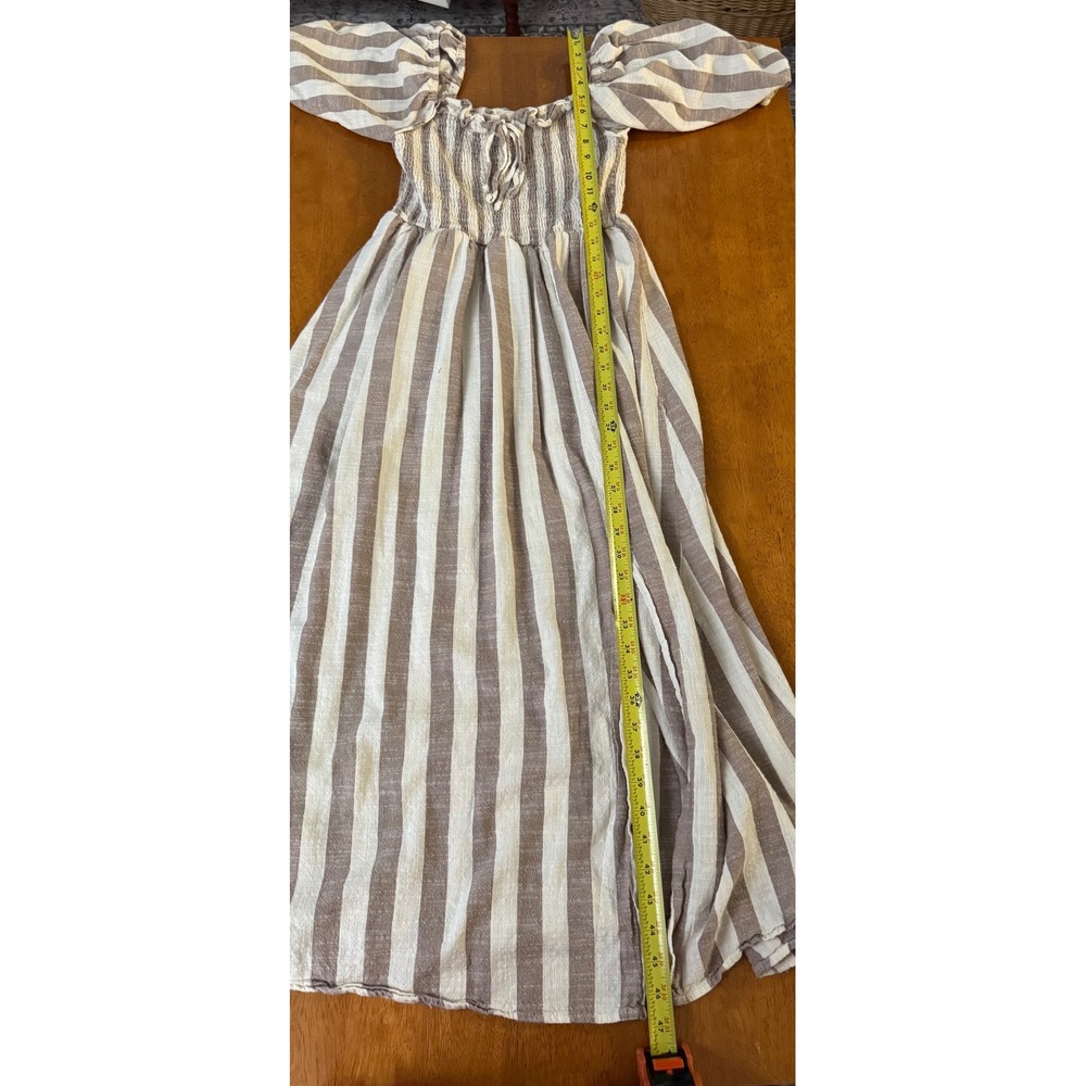 Saints & Hearts Tan White Striped Smocked Puff Sleeve Midi Dress Size Small - Picture 7 of 8